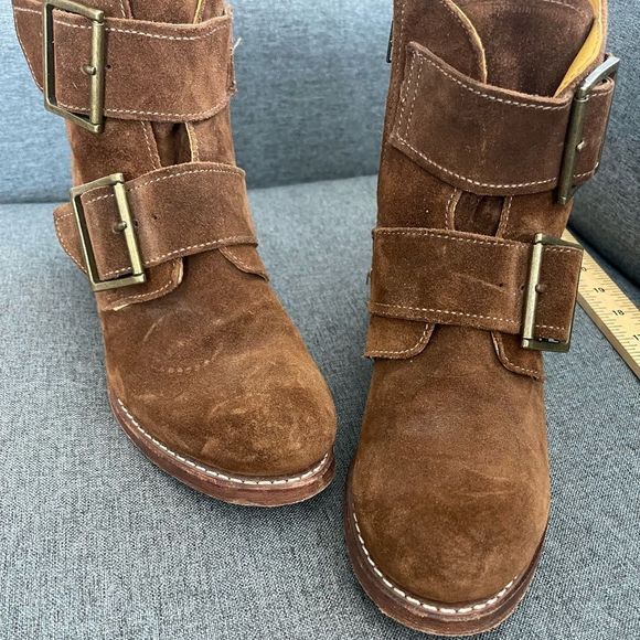 FRYE Sabrina brown suede double buckle boots - Picture 3 of 15